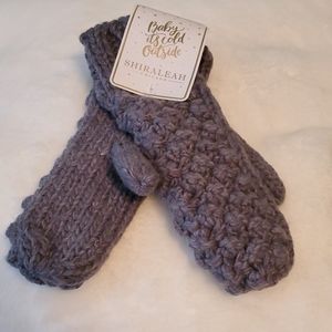 NWT Fleece lined knit mittens